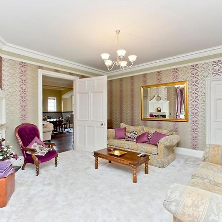 Luxury 3-Bedroom Apartment With Stunning Views At Ramsay Garden Edinburgh Eksteriør billede